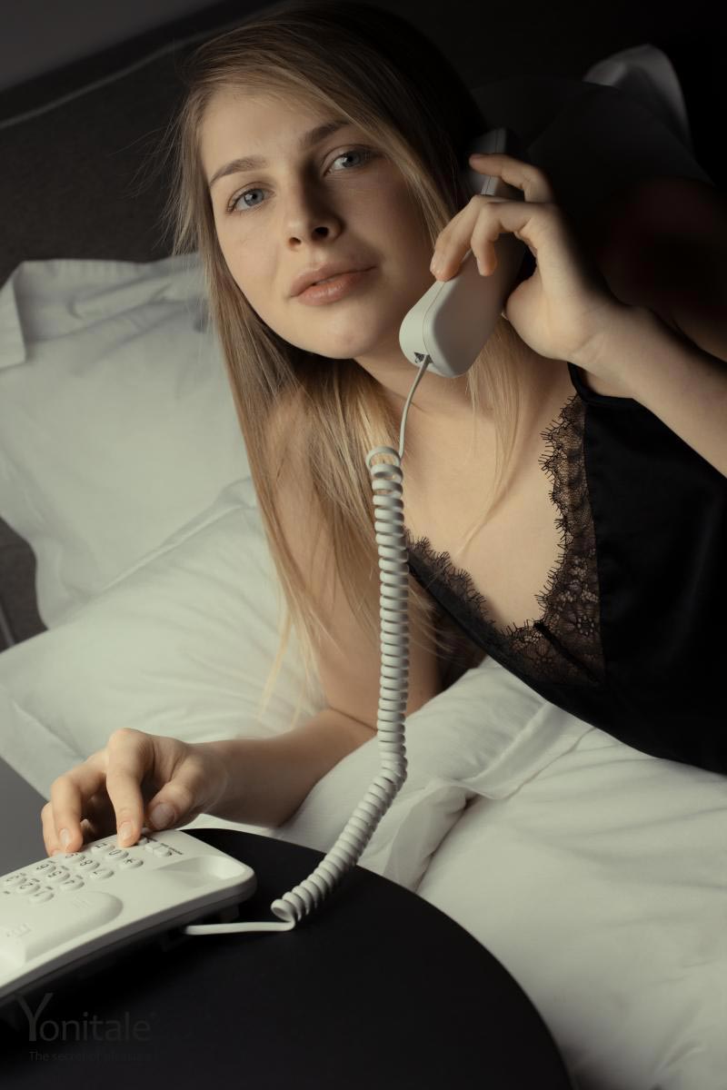 Elise Y Phone Sex