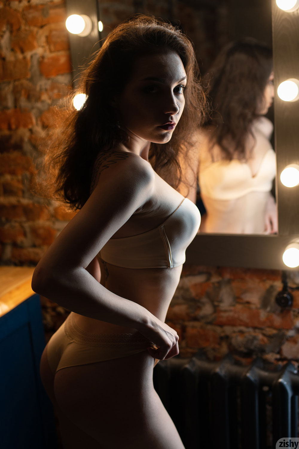 Darya Nosenko Sexy Siluette
