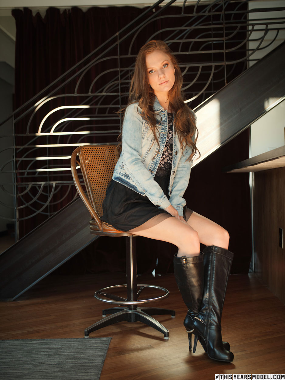 Sydney Shafer Leggy Model in Boots