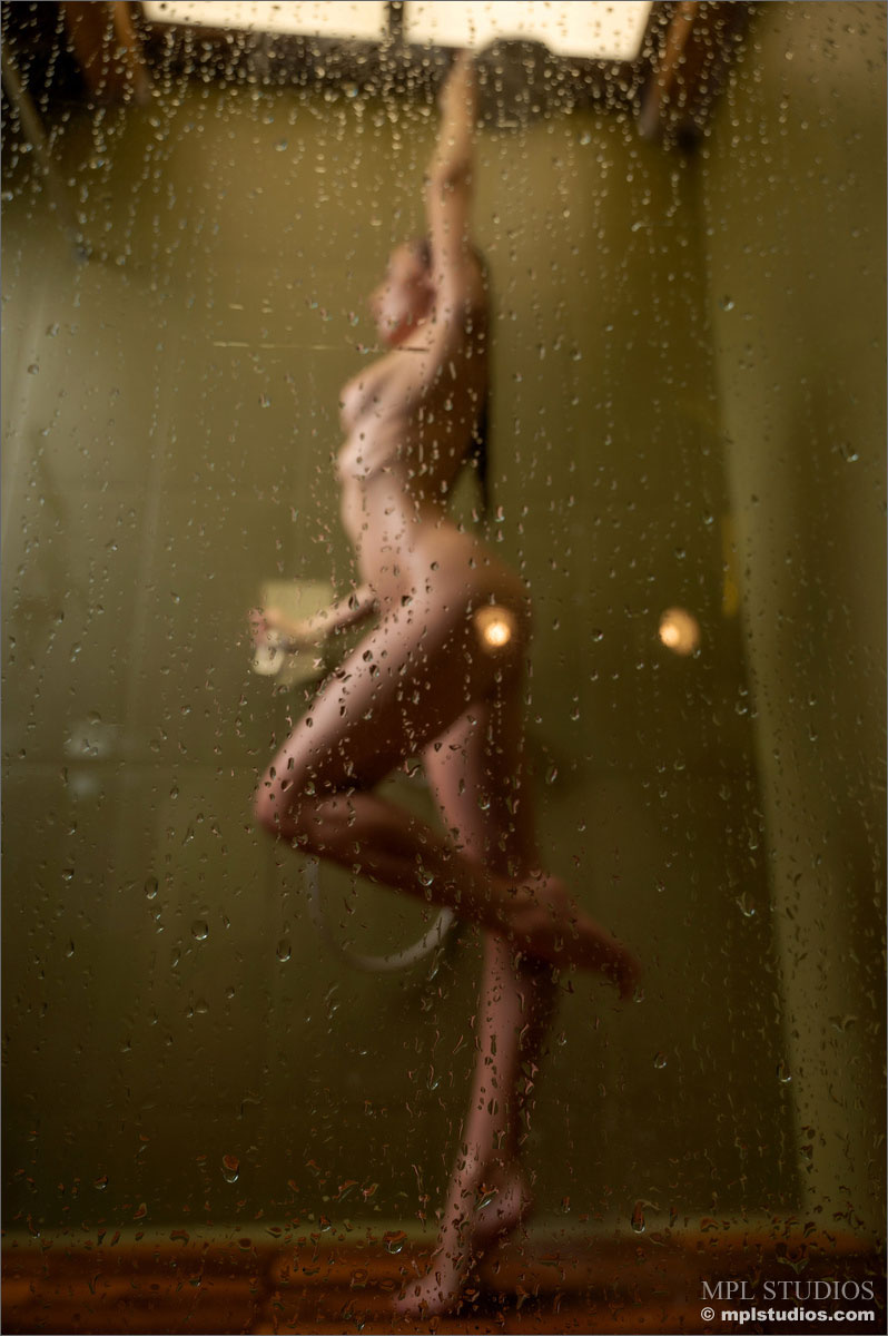Liana in the Shower