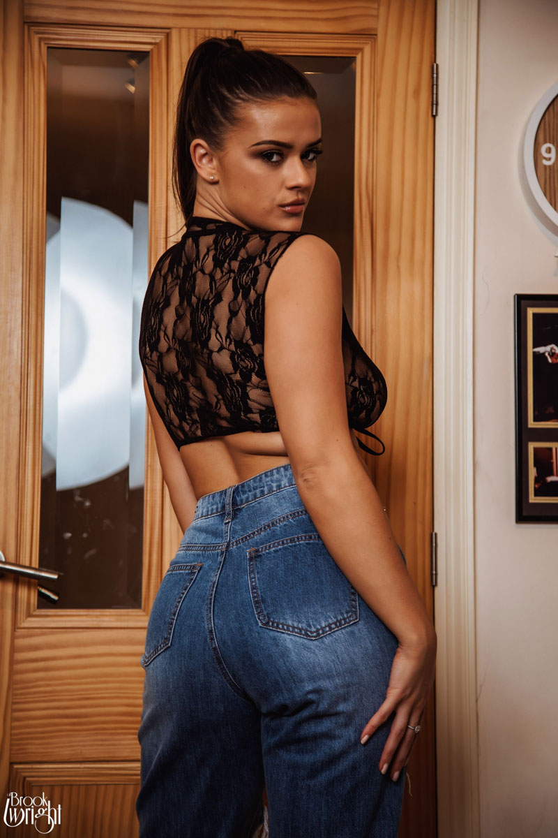 Brook Wright in Ripped Jeans